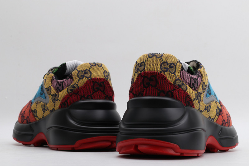 GC Sneakers