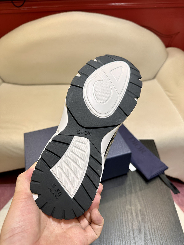 DR B30 Sneaker