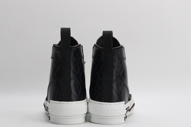 DR B23 High Top Sneaker