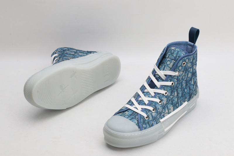 DR B23 High Top Sneaker