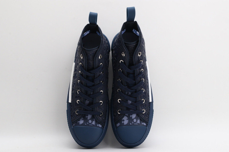 DR B23 High Top Sneaker