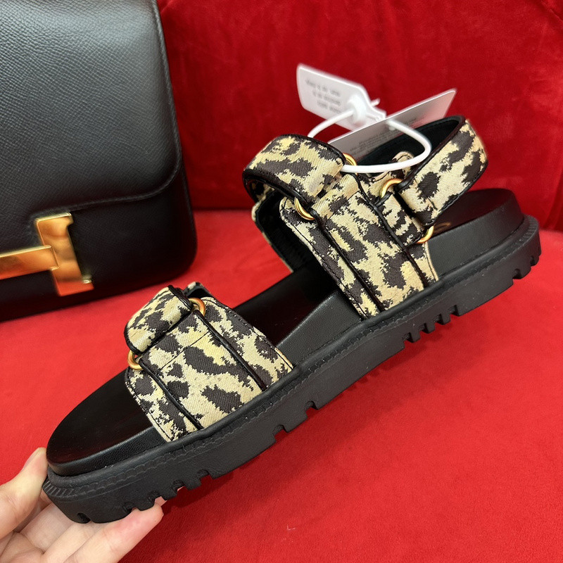 DR Sandals DS0519
