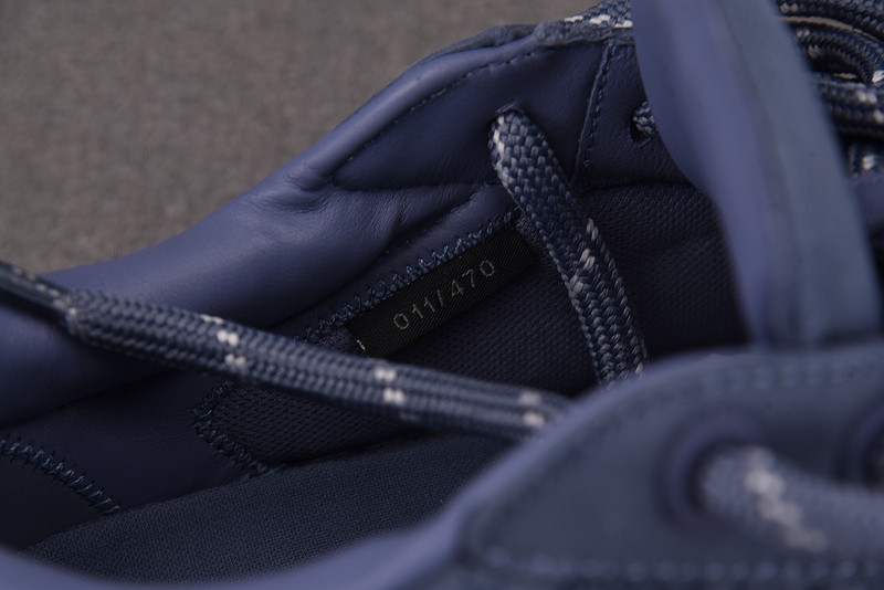 DR B33 Sneaker