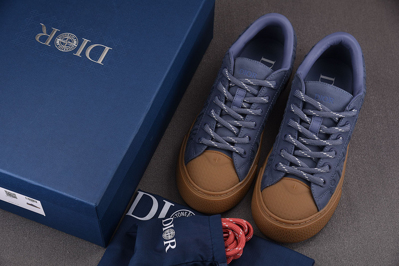 DR B33 Sneaker