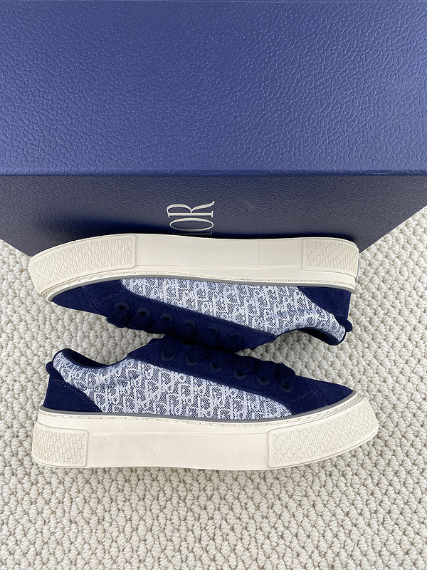 DR B33 Sneaker