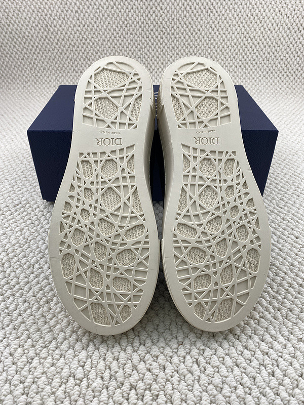 DR B33 Sneaker