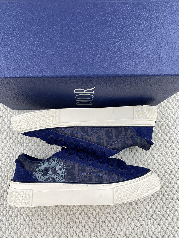 DR B33 Sneaker