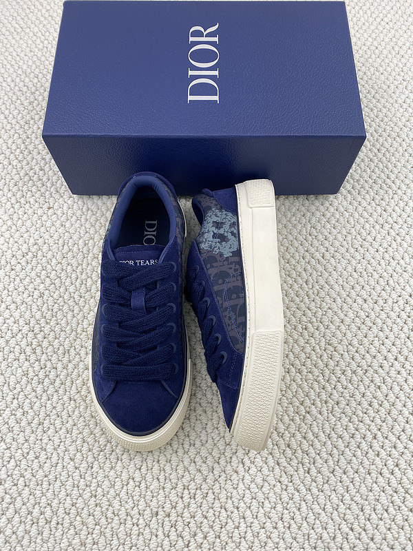 DR B33 Sneaker
