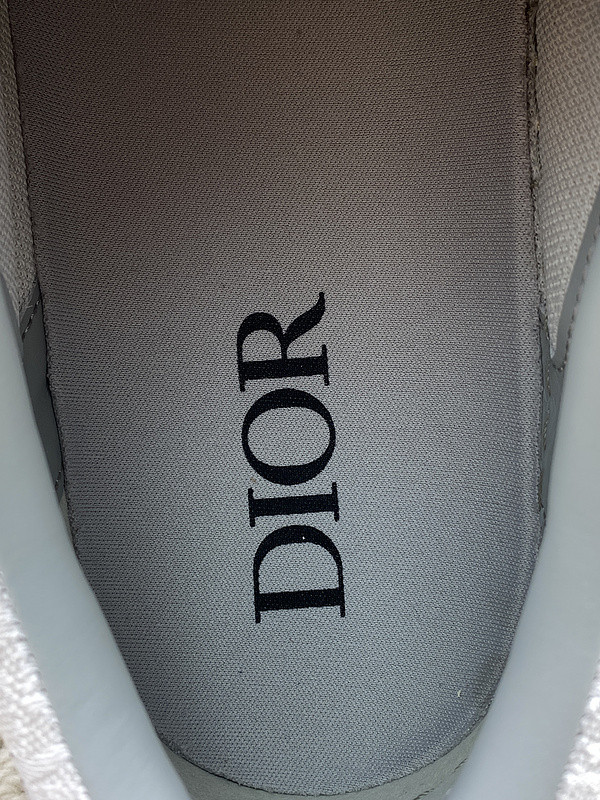 DR B33 Sneaker