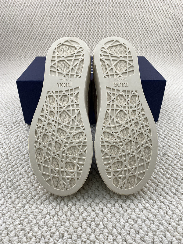 DR B33 Sneaker
