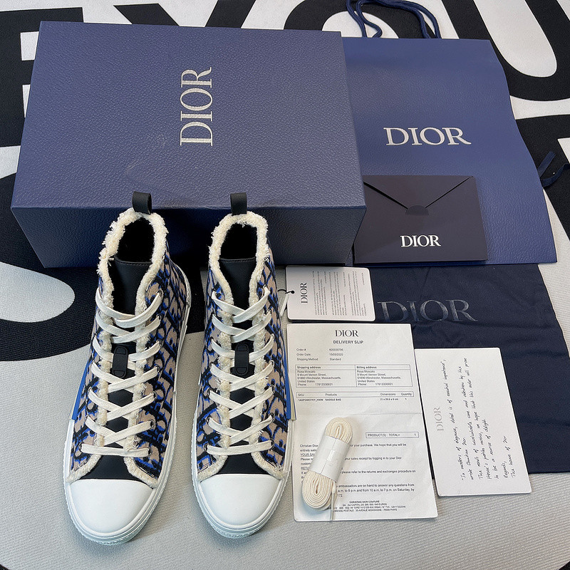 DR B23 High Top Sneaker