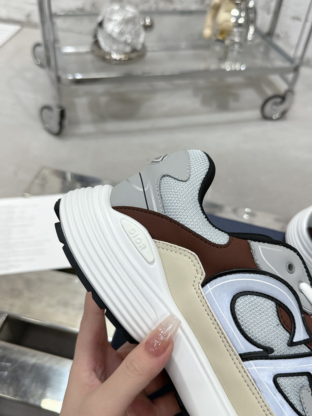 DR B30 Sneaker
