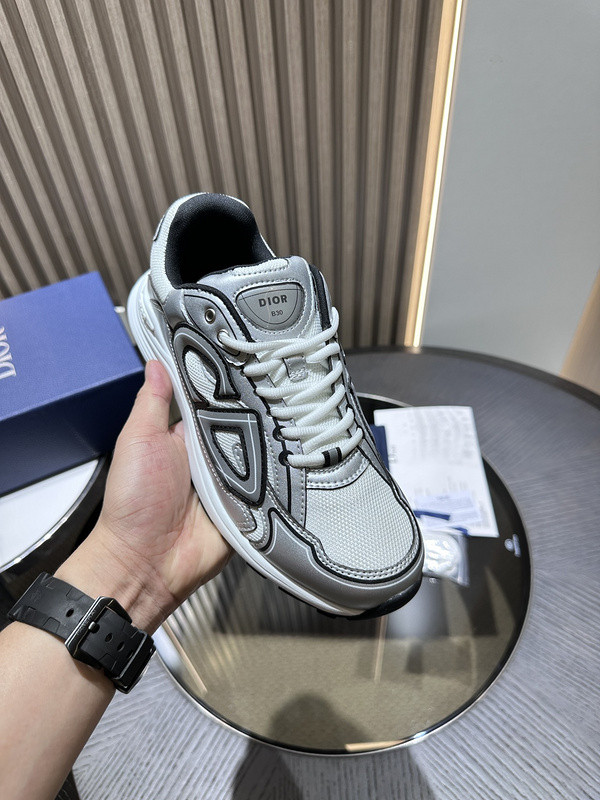 DR B30 Sneaker