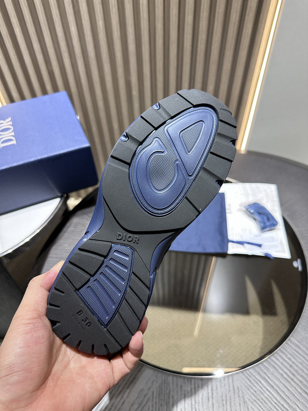 DR B30 Sneaker