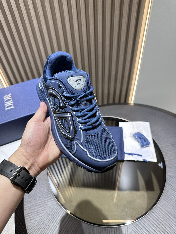 DR B30 Sneaker