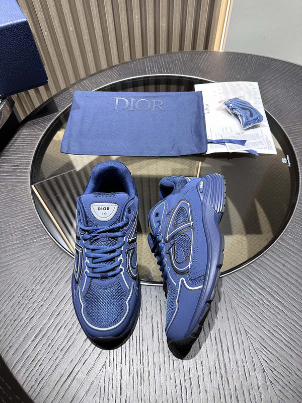 DR B30 Sneaker