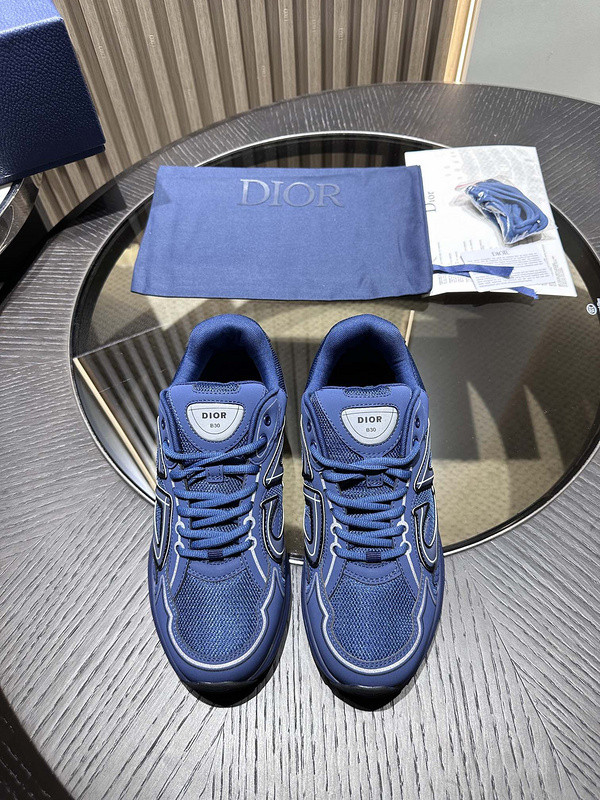 DR B30 Sneaker