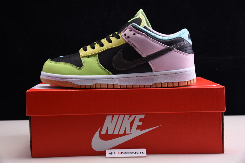 NIke Dunk Low SE 