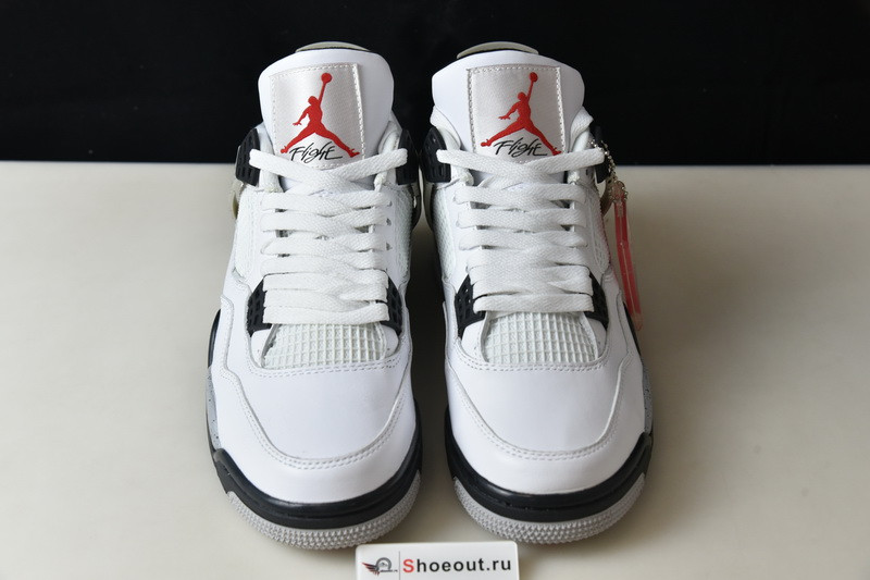 Air Jordan 4 OG “White Cement” 840606-192