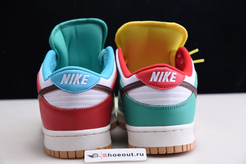 NIke Dunk Low SE 