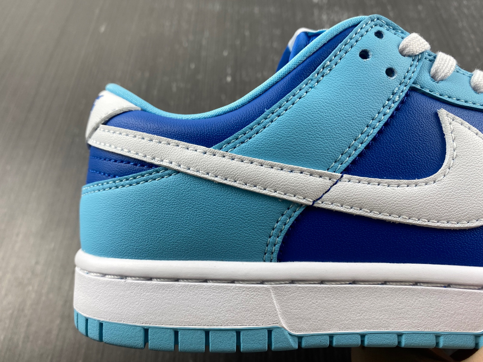 Nike Dunk Low “Argon” DM0121-400