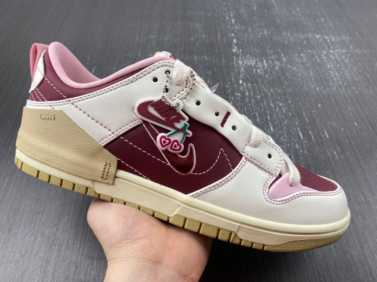 Nike Dunk Low Disrupt 2 “Valentine’s Day” FD4617-667