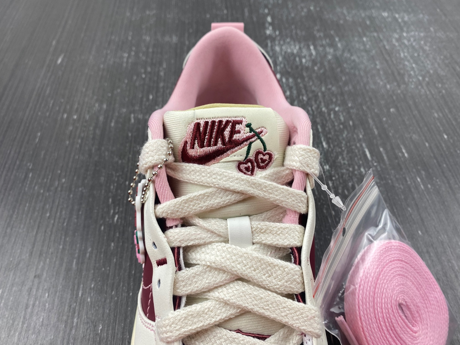 Nike Dunk Low Disrupt 2 “Valentine’s Day” FD4617-667