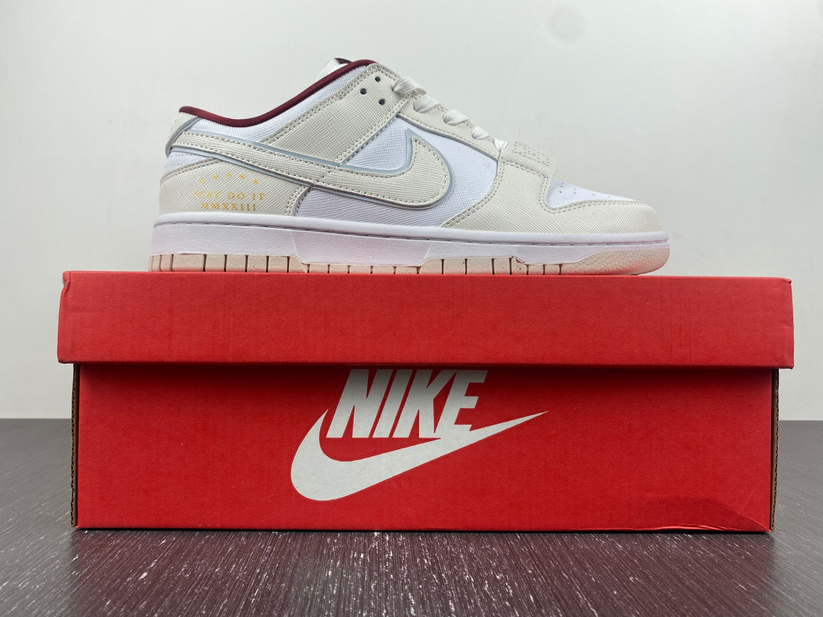 Nike Dunk Low WMNS “Just Do It” DV1160-100