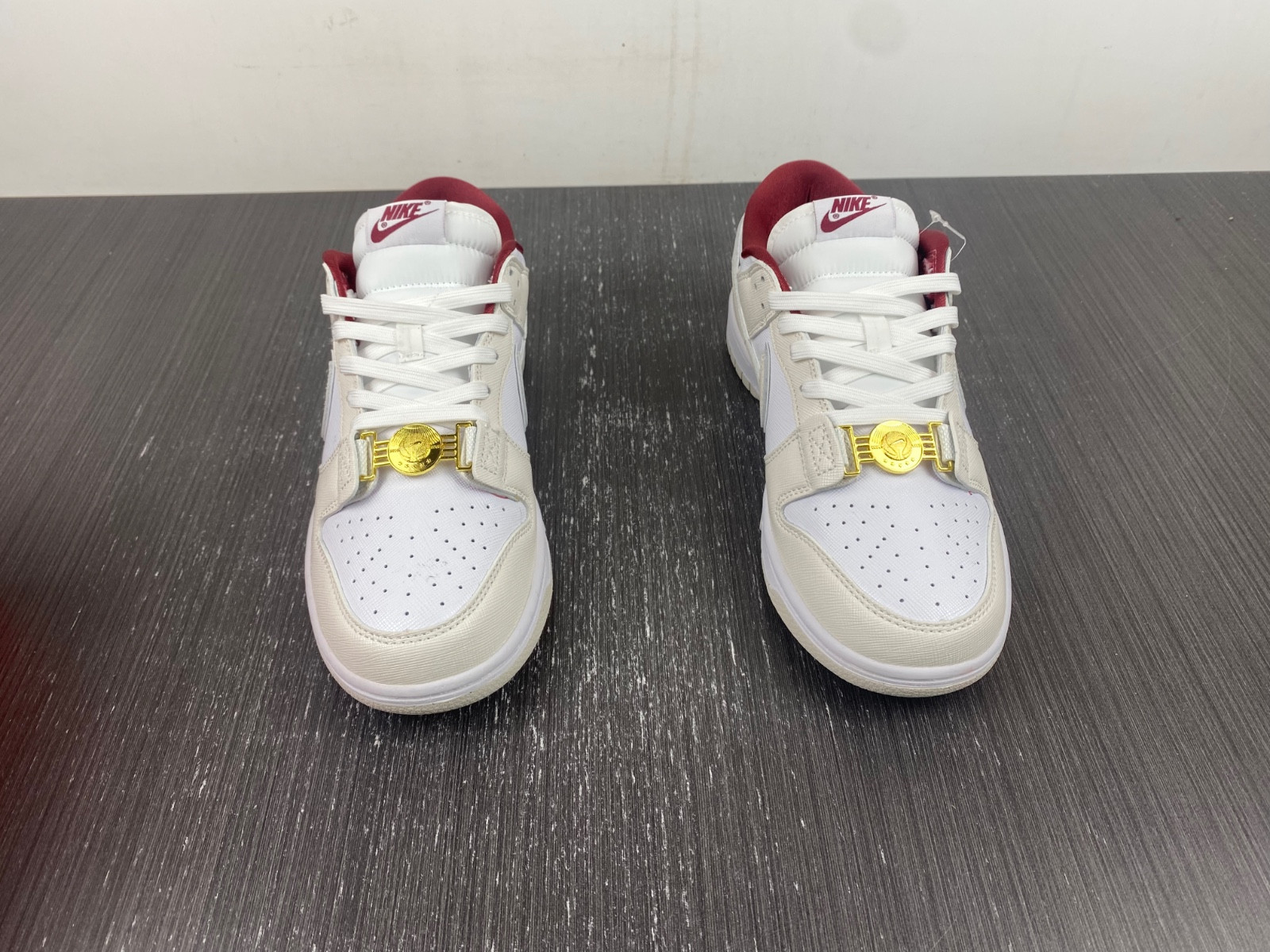 Nike Dunk Low WMNS “Just Do It” DV1160-100