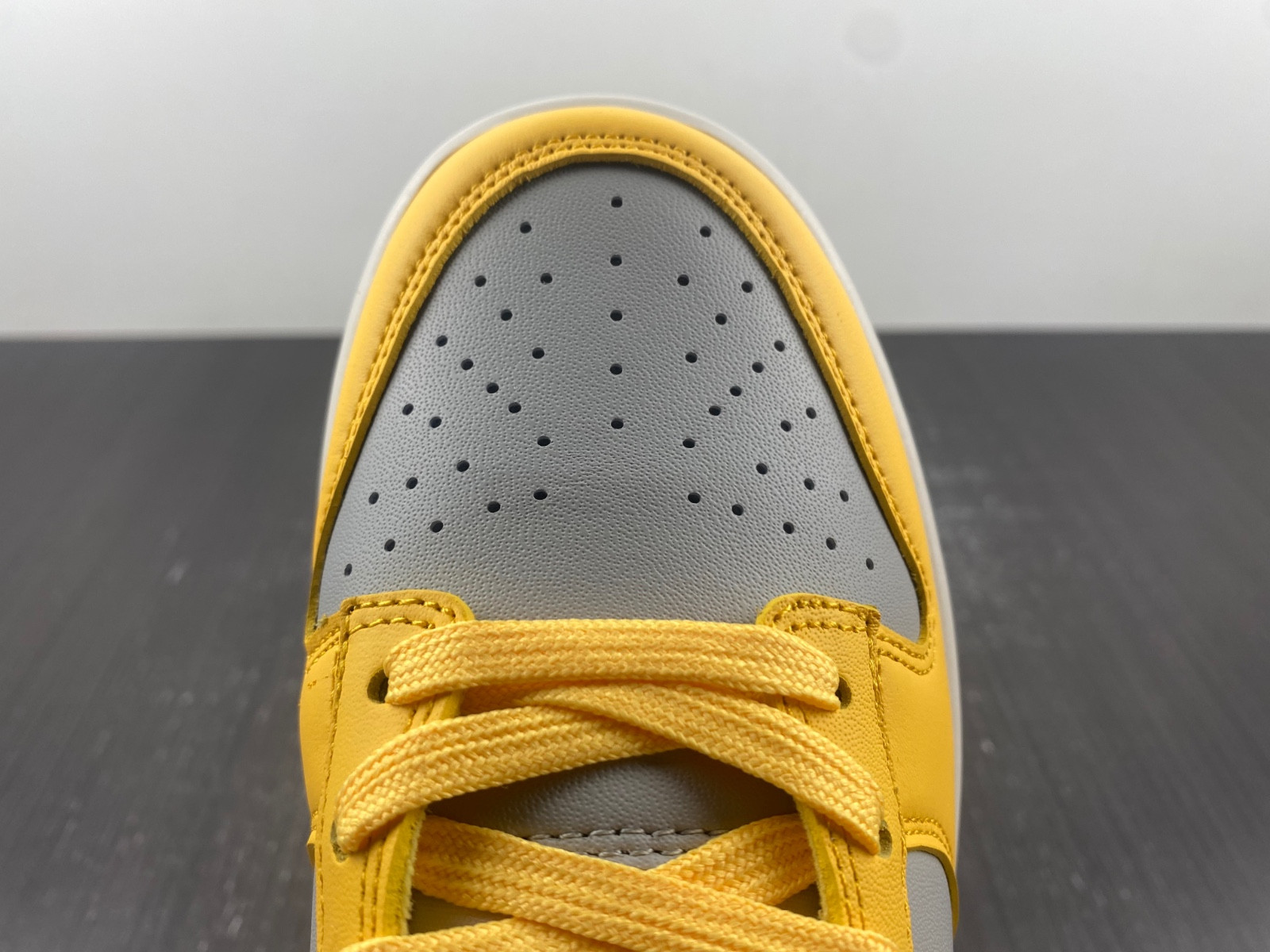 Nike Dunk Low WMNS “Citron Pulse” DD1503-002