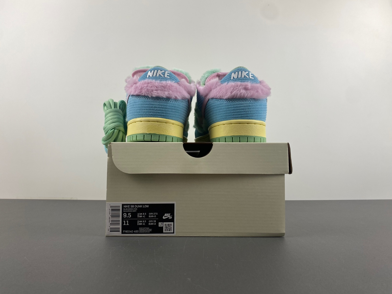 Verdy x Nike SB Dunk Low “Visty” FN6040-400