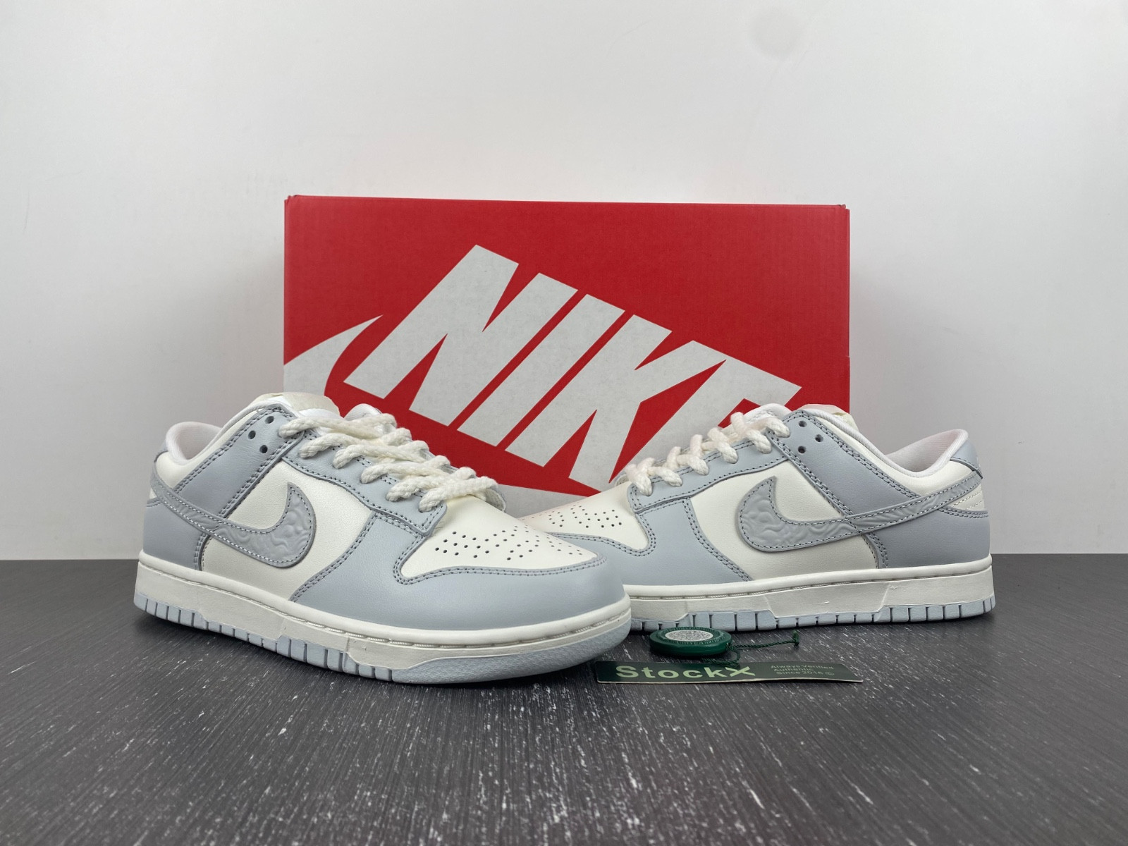 Nike Dunk Low WMNS “Needlework” FJ4553-133