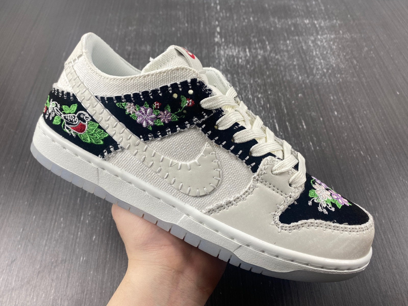 Nike SB Dunk Low “N7” FD6951-300