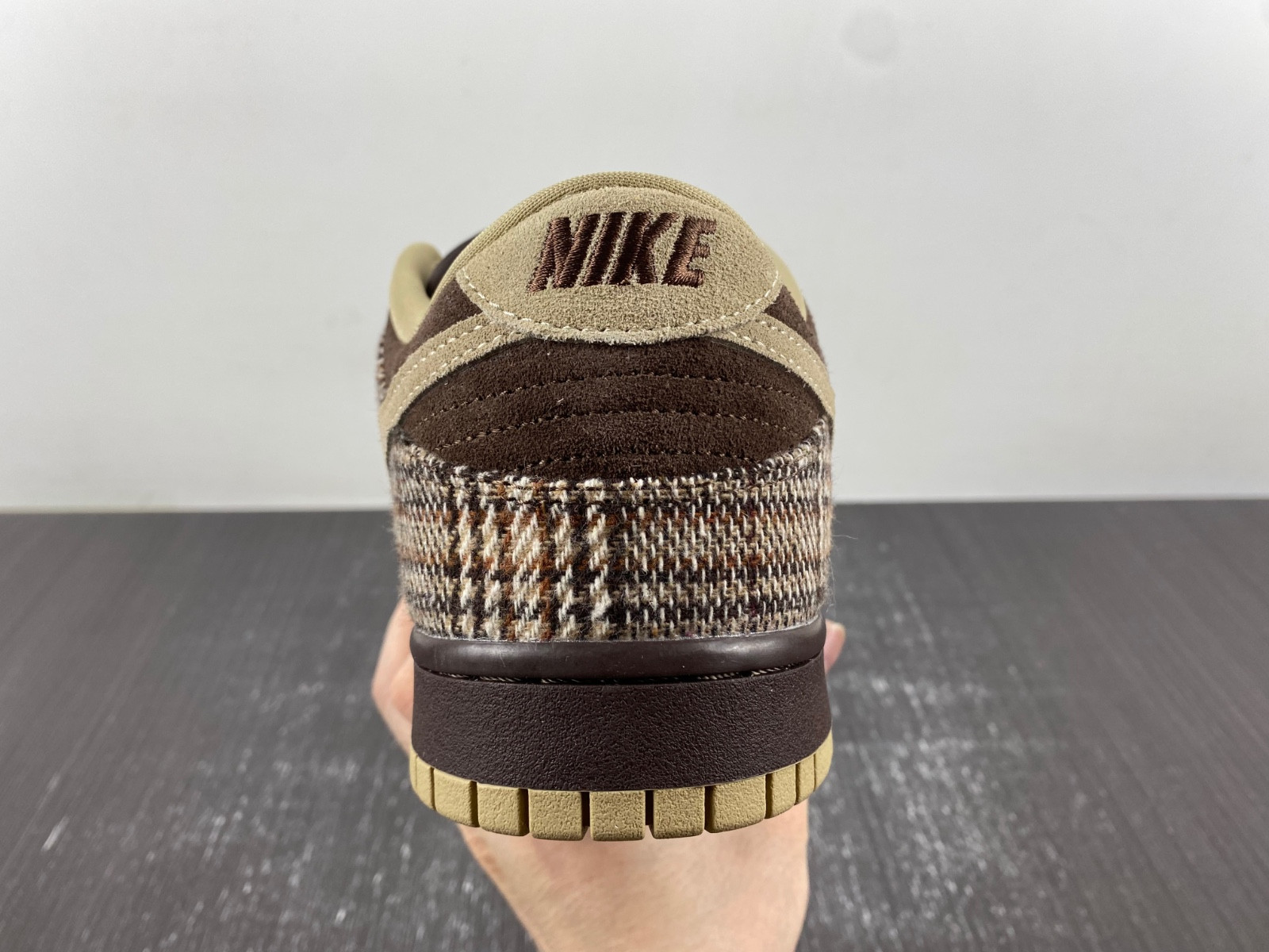 Nike SB Dunk Low “Tweed” 304292-223