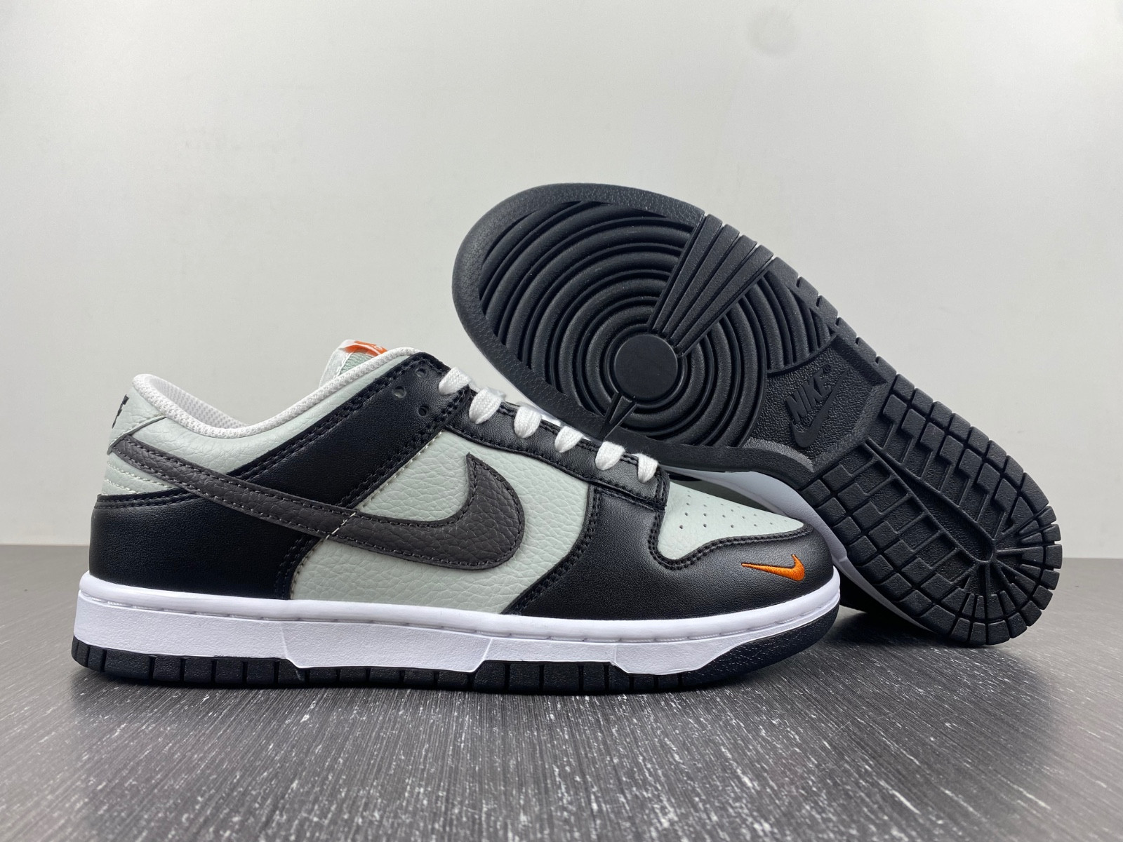 Nike Dunk Low FN7808-001