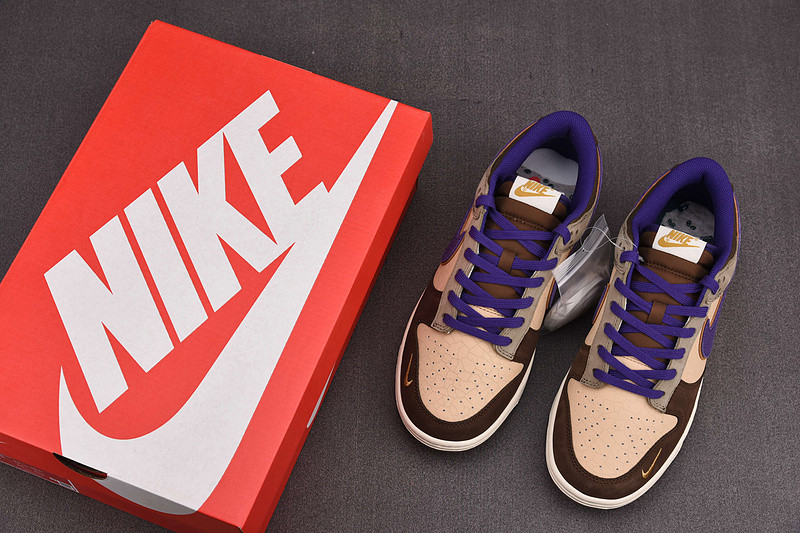 Nike Dunk Low 