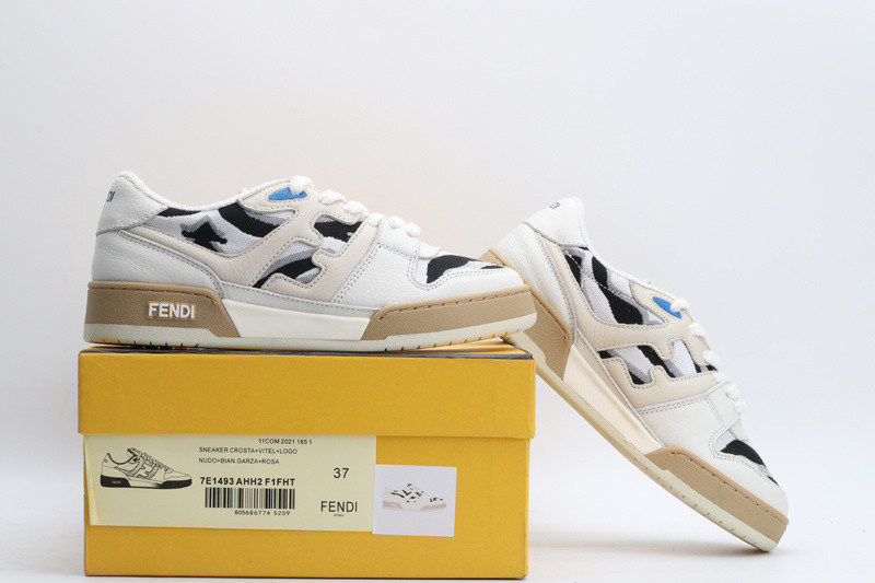 FD Sneakers