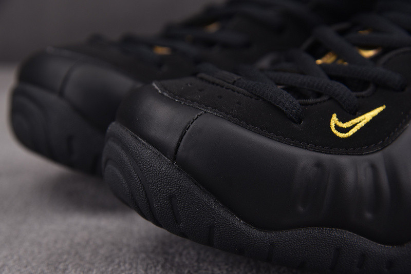 NK Air Foamposite Pro Black Metallic Gold 624041-009