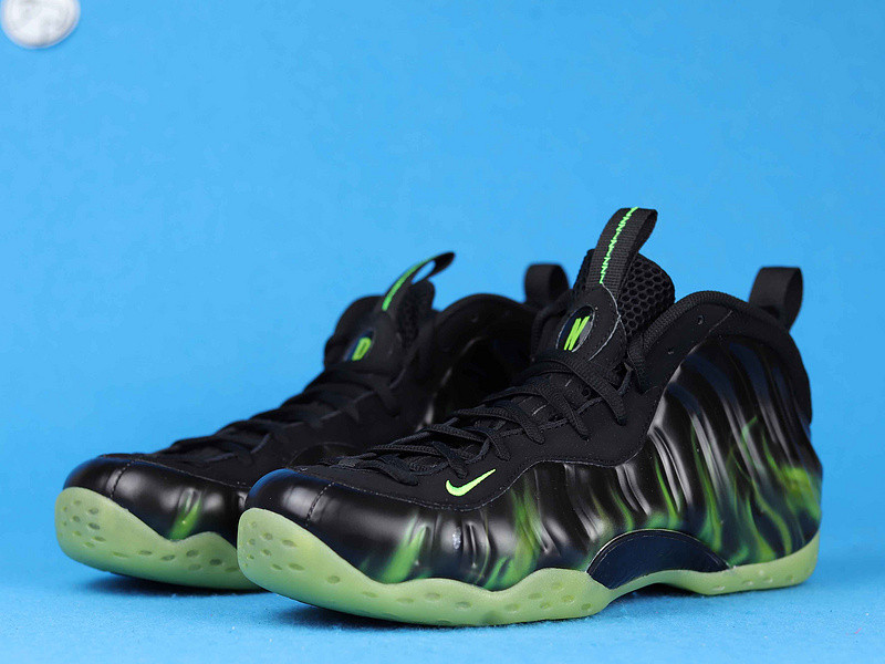 Nike Air Foamposite One ParaNorman 579771-003