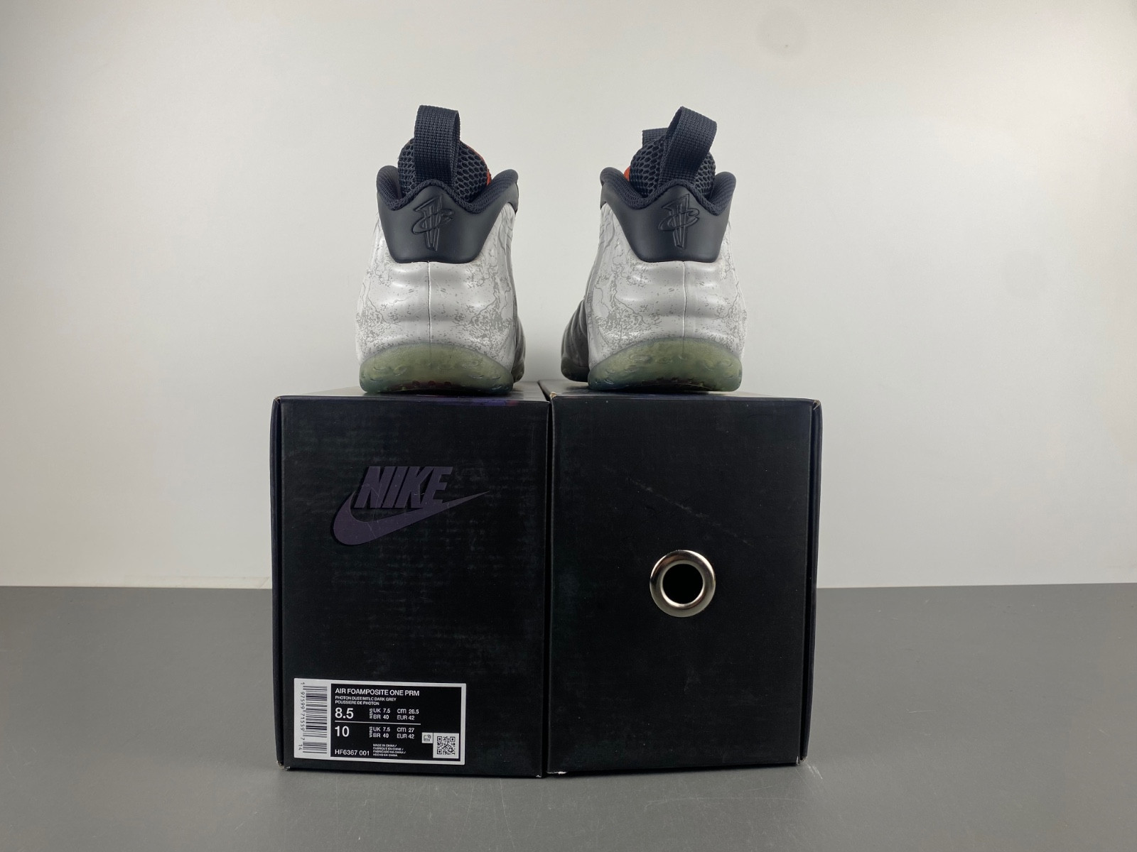 TEKKEN 8 x Nike Air Foamposite One “Jin Kazama” HF6367-001