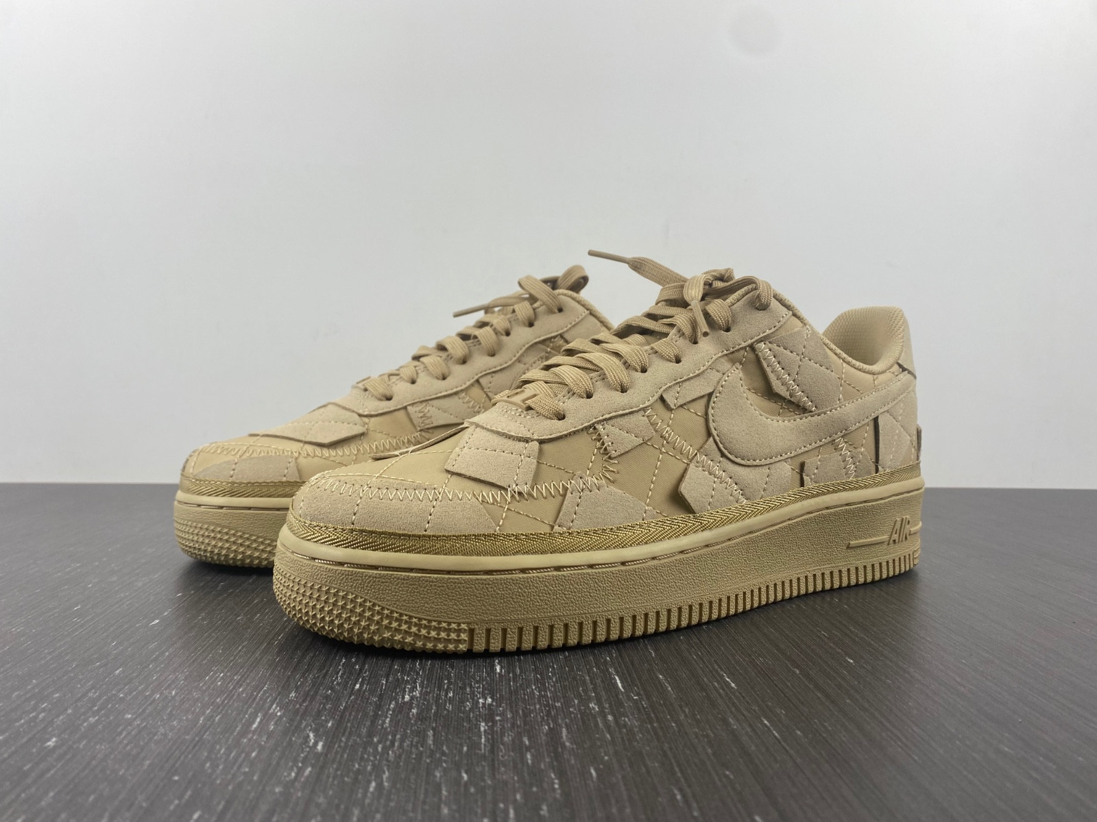Billie Eilish x Nike Air Force 1 Low “Mushroom” DQ4137-200