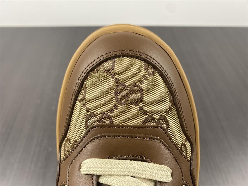 GC Sneakers