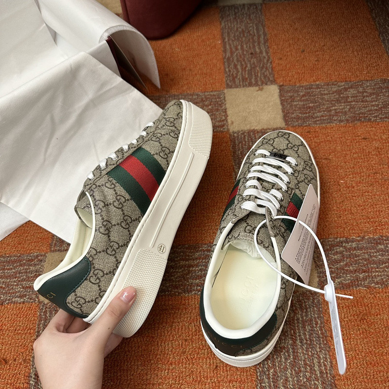 GC Sneakers