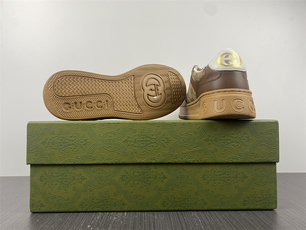 GC Sneakers