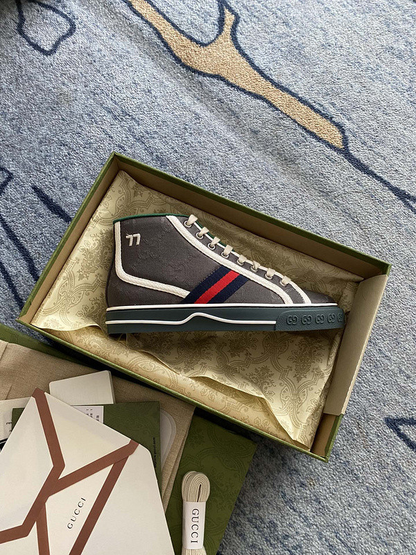 GC Sneakers