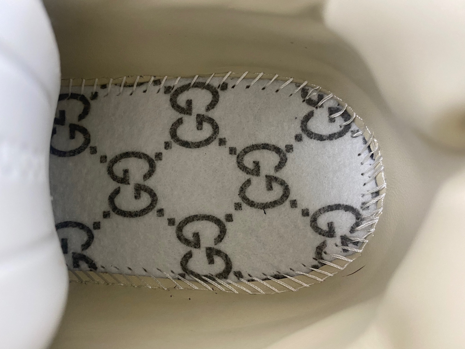 GC Sneakers