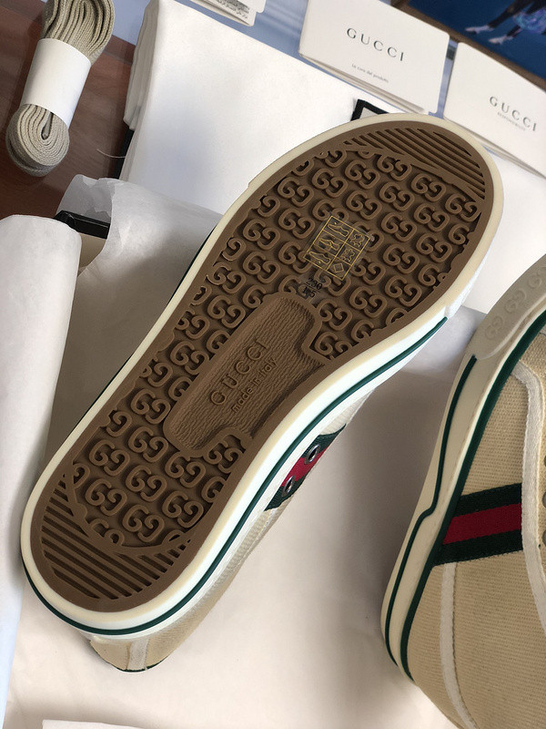GC Sneakers