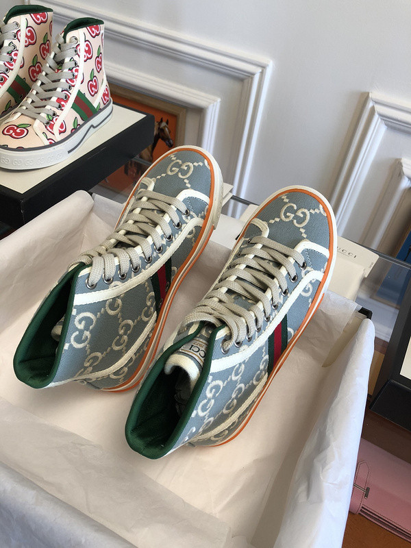 GC Sneakers