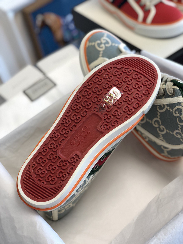 GC Sneakers
