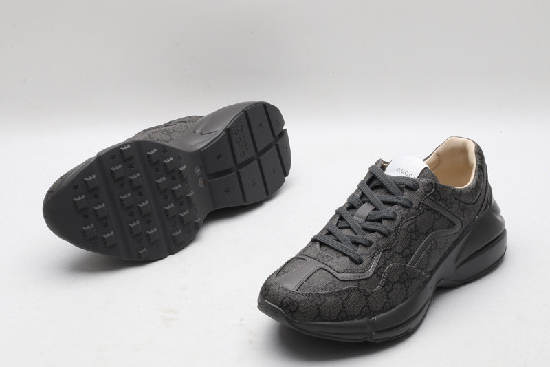 GC Sneakers